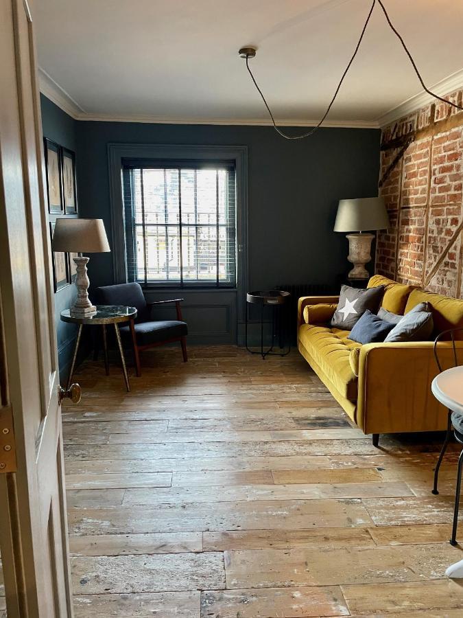 Fabulous Apartment Seconds From Beach By Whitstable-Holidays, Pudding Pan Eksteriør bilde