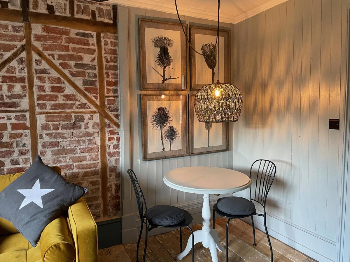 Fabulous Apartment Seconds From Beach By Whitstable-Holidays, Pudding Pan Eksteriør bilde