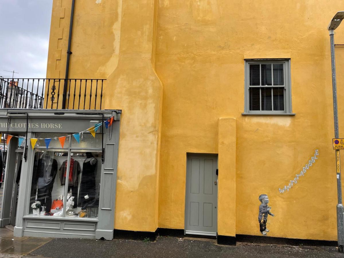 Fabulous Apartment Seconds From Beach By Whitstable-Holidays, Pudding Pan Eksteriør bilde